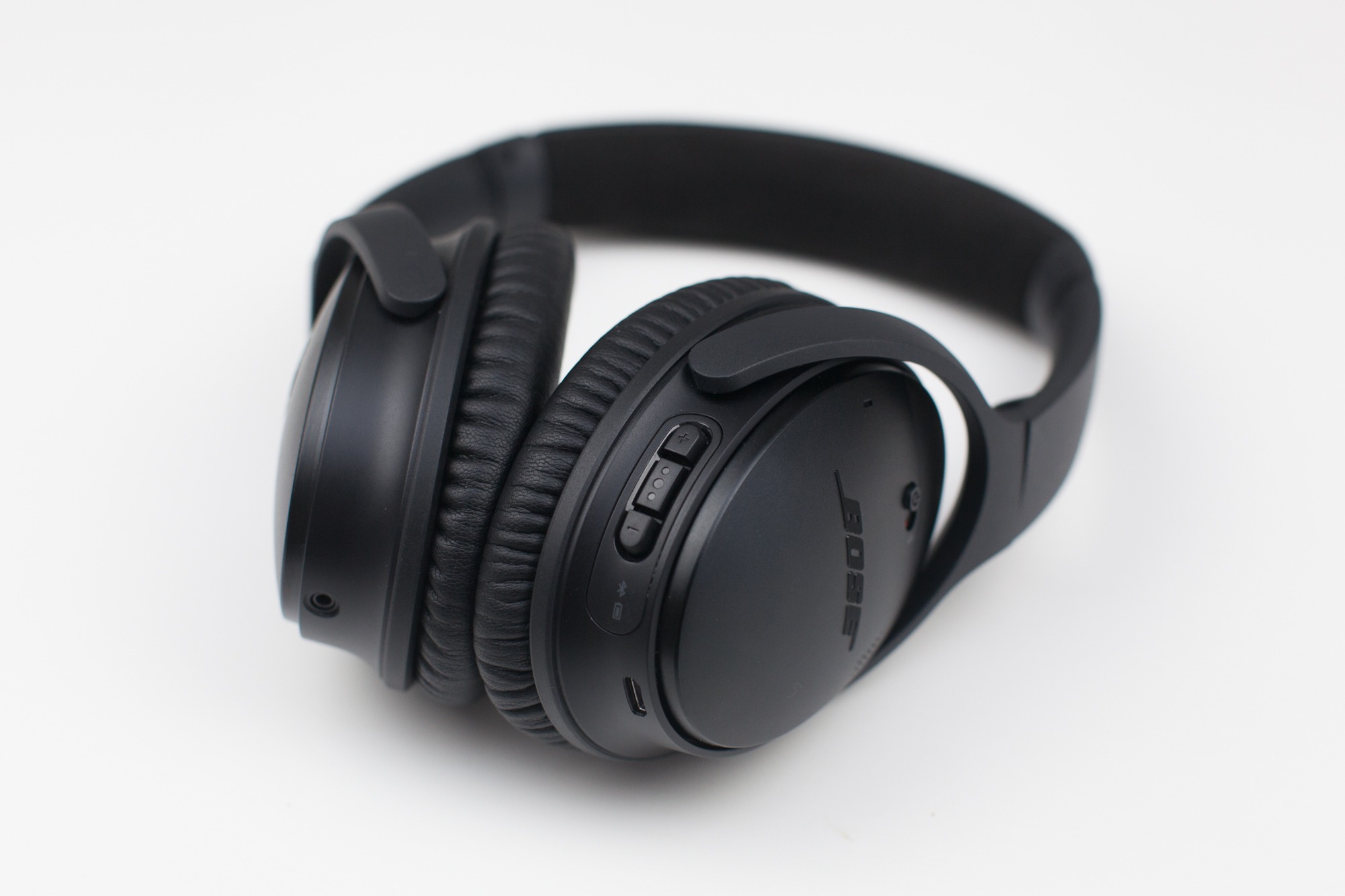 design-casque-qc35-2