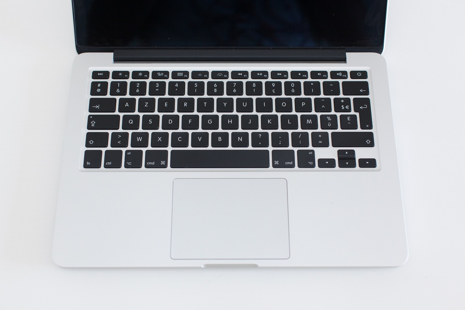 Test Apple MacBook Pro 13 : Juste une évolution - Le Monde