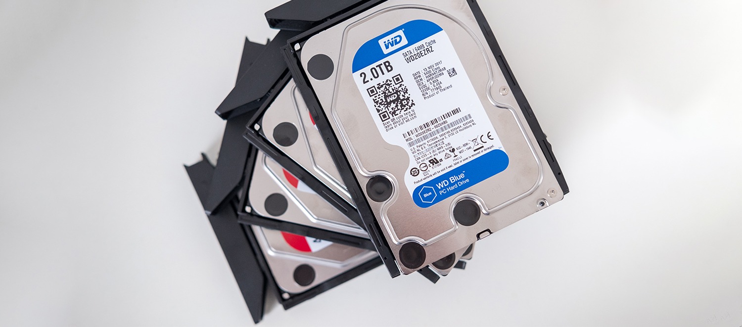 Comment changer les disques dur d'un NAS Synology pour remplacer ou en  augmenter la capacité