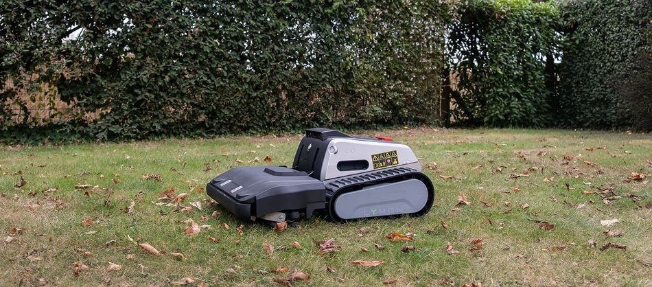 Test du Lymow One Plus : un robot tondeuse à chenilles XXL