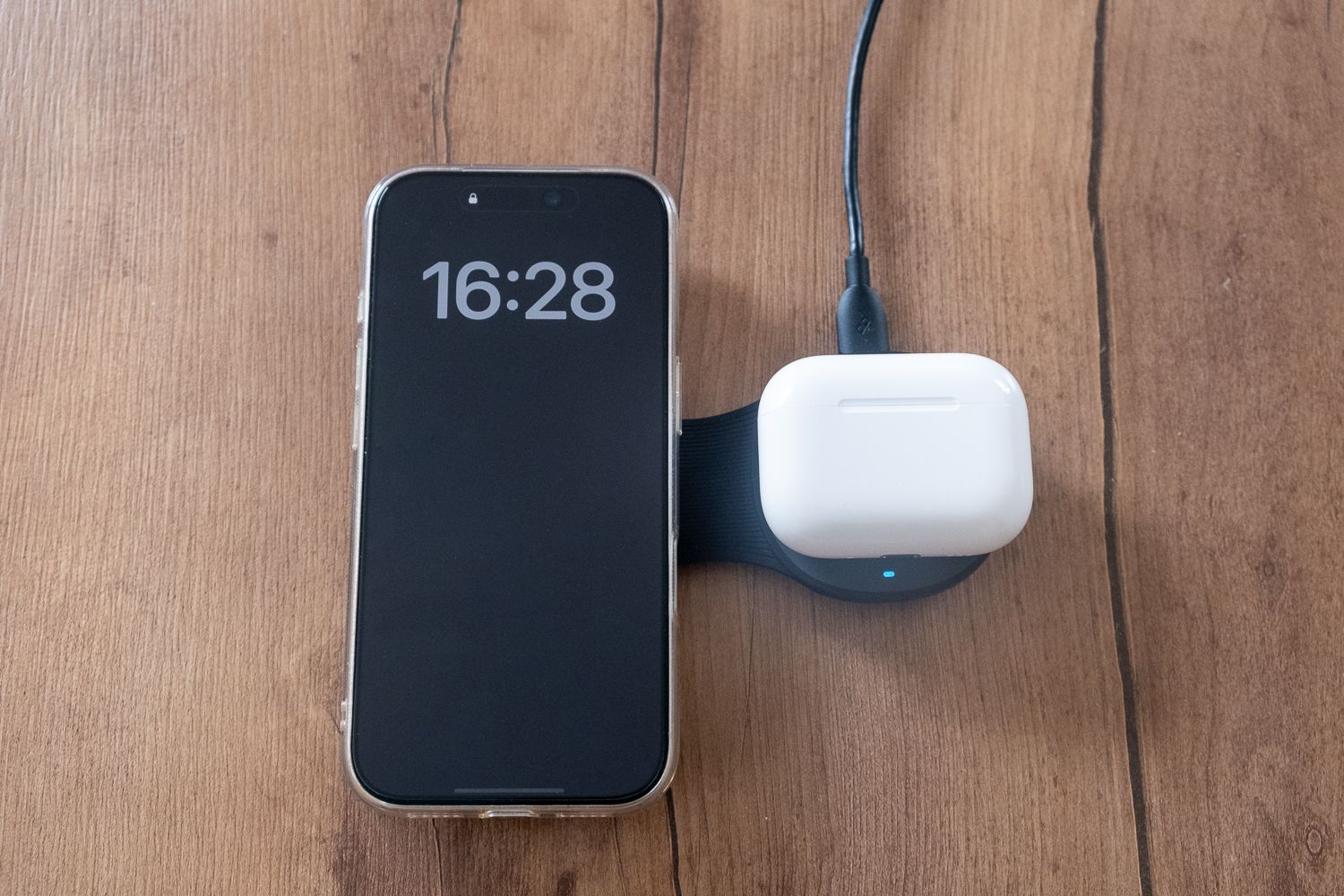Chargeur UGREEN 2 en 1 situation